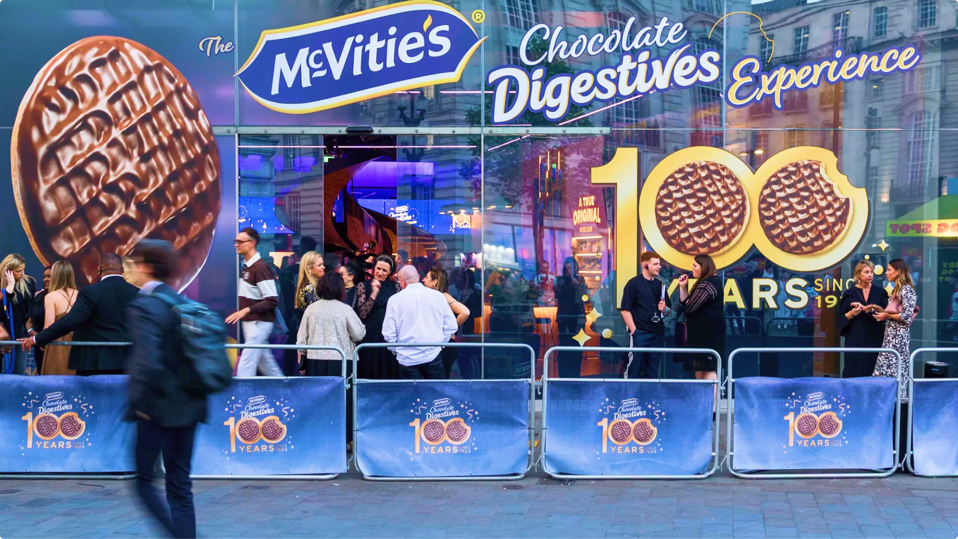 Visitors queue to enter the McVitie’s Chocolate Digestives Experience in London